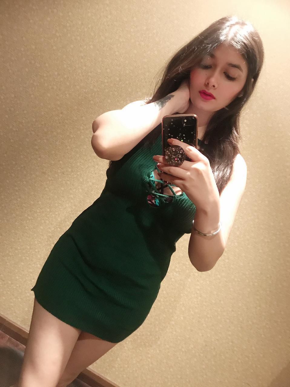 Whatsapp Number Available For Talk 1743